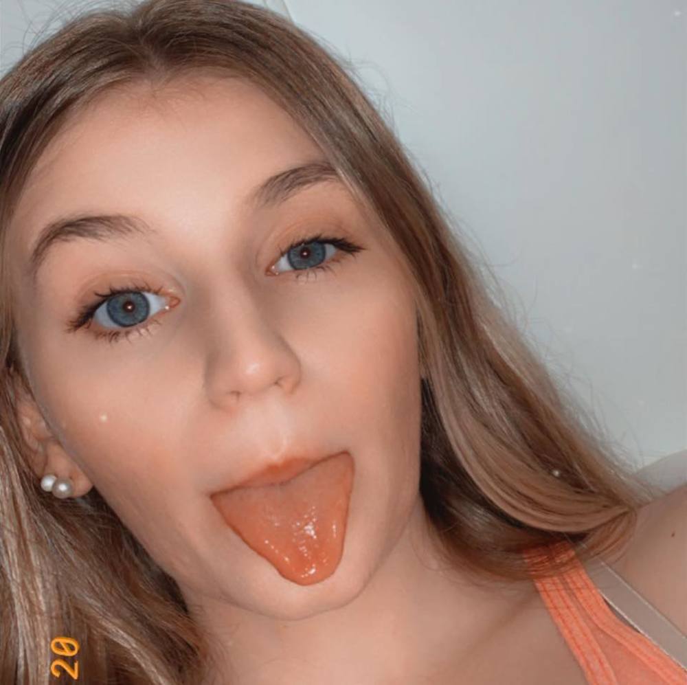 Meet your Posher, Ellie